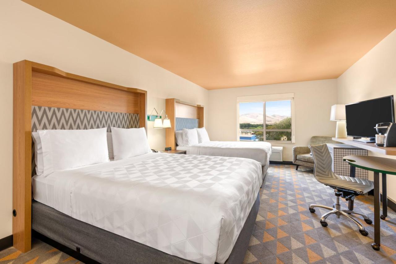 Holiday Inn Yakima By Ihg Luaran gambar